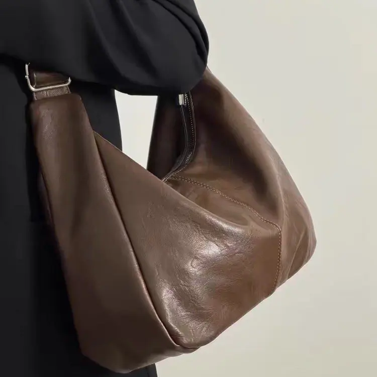 Universal Women's Shoulder Bag Zipper Closure Spring Summer New Style Medium Youth Women's Handbag Versatile All-Sizes Included