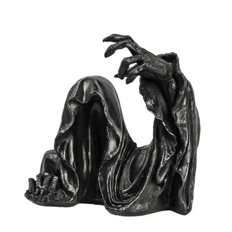 GK Mysterious Black Suit Man Meditation Dark Series Desktop Ornaments Action Figures Collectible Toys For Games And Animations