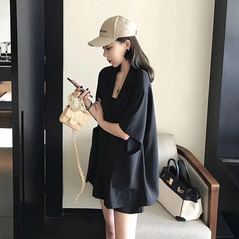 2026 Summer Women's Petite Elegant Office Outfit Korean Inspired Suit Shorts 3 Piece Set Fashionable Spring Workwear