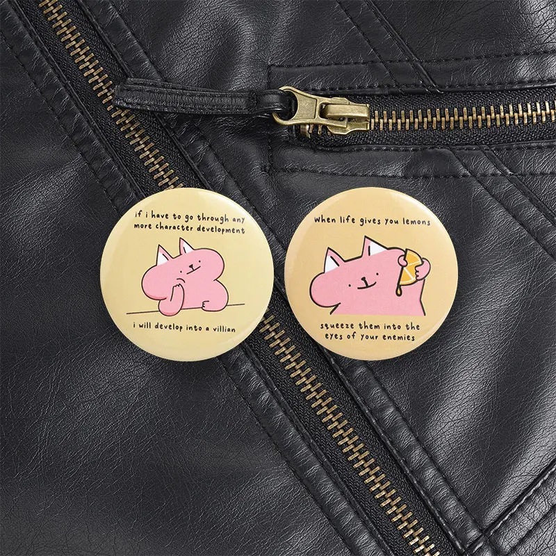 Pink Cat Squeezing Lemon Button Pin Funny Quote Style When Life Gives You Lemons for Backpack Jacket Daily Wear