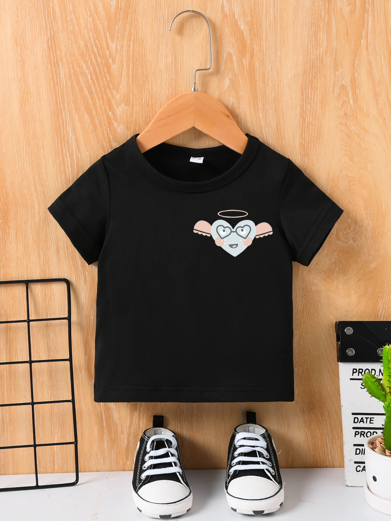 Summer New Male And Female Baby Short Sleeve Black T-Shirt Round Neck Pullover Top