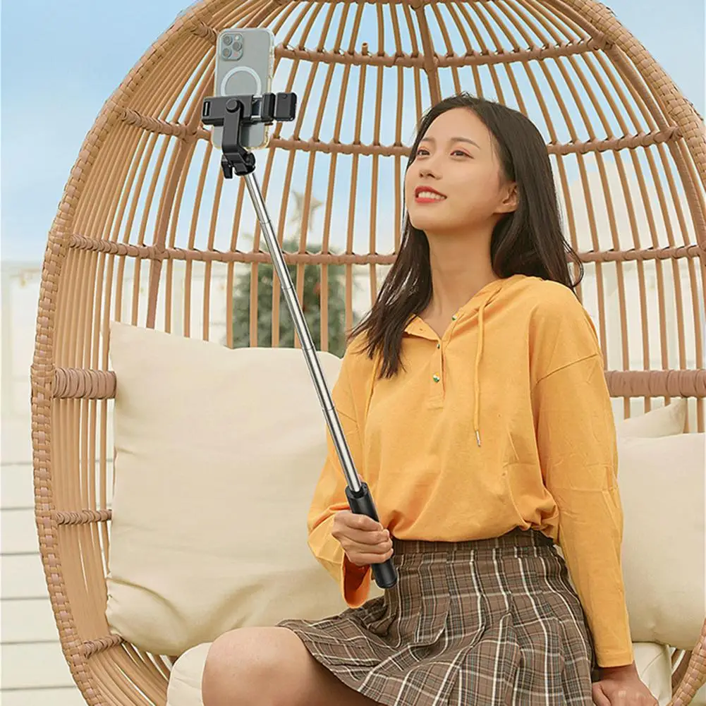 

Useful 360 Degrees Rotation Convenient Stable Load-bearing Bluetooth-compatible 4.0 Mobile Phone Tripod Outdoor Supply