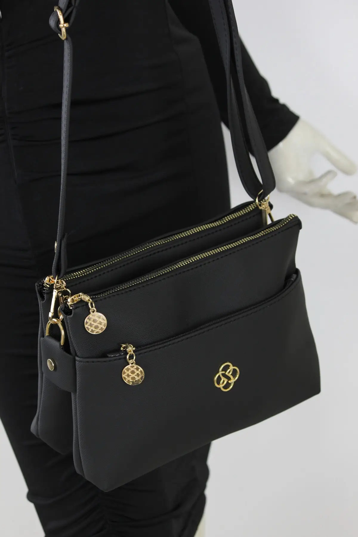 Black Three Compartment Adjustable Halter Women 'S Shoulder Bag