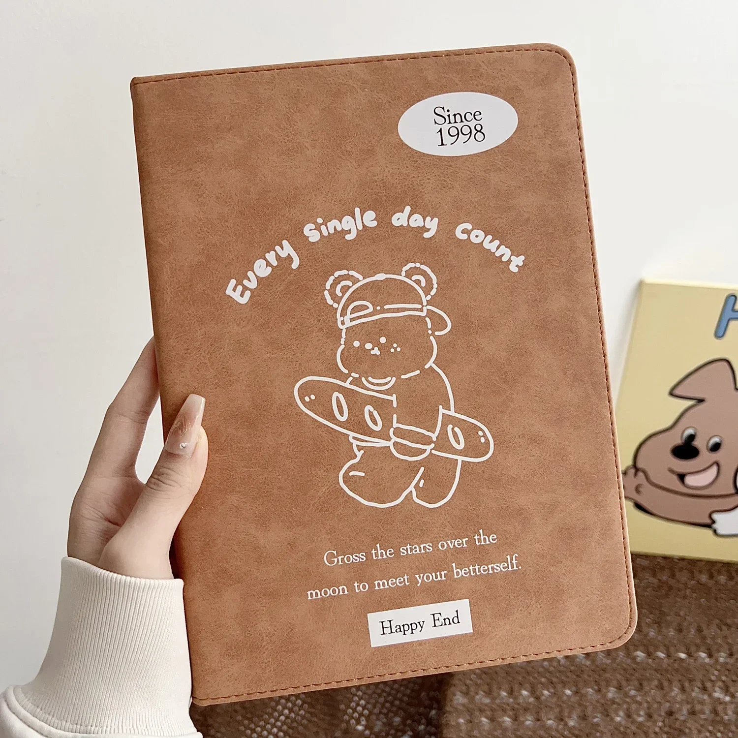 

Кожаный чехол для планшета с подставкой с рисунком медведя для iPad Pro 2025 MINI 6 7 8 9 10-го 11-го поколения, чехол Air 3 4 5 10,2 10,9 11 Cover