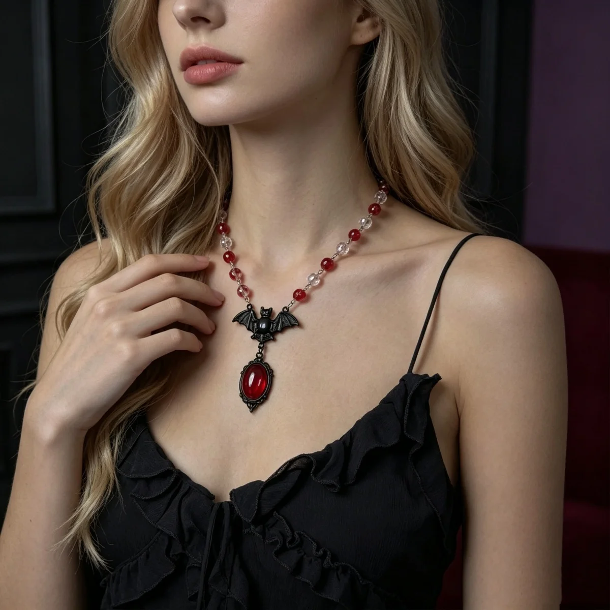 Kreative Gothic-Halskette mit rot-weißem Kristallperlen-Fledermaus-Anhänger für Damen und Herren, Halloween-Punk-Flugfledermaus-Choker, Cosplay-Party-Schmuck – Detail 5
