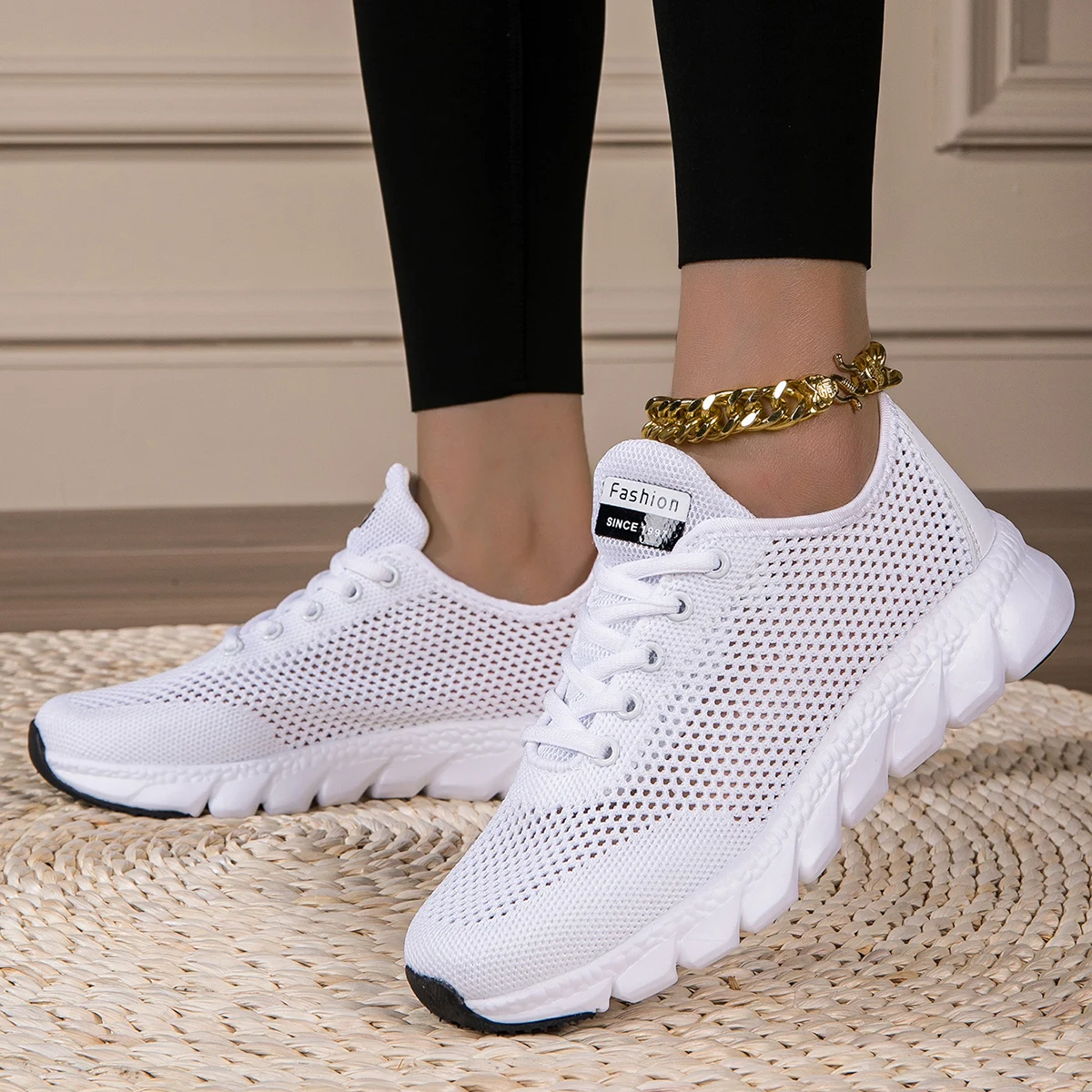 2024 New cross-border large summer hollowed-out woven women\'s sports casual shoes light running shoes White shoes