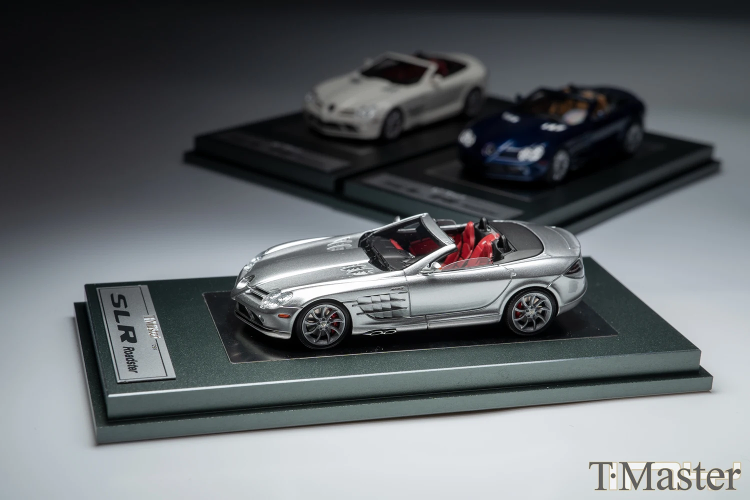 T.MASTER 1:64 SLR Roadster 2007 Simulation Limited Edition Resin Metal Static Car Model Toy Gift