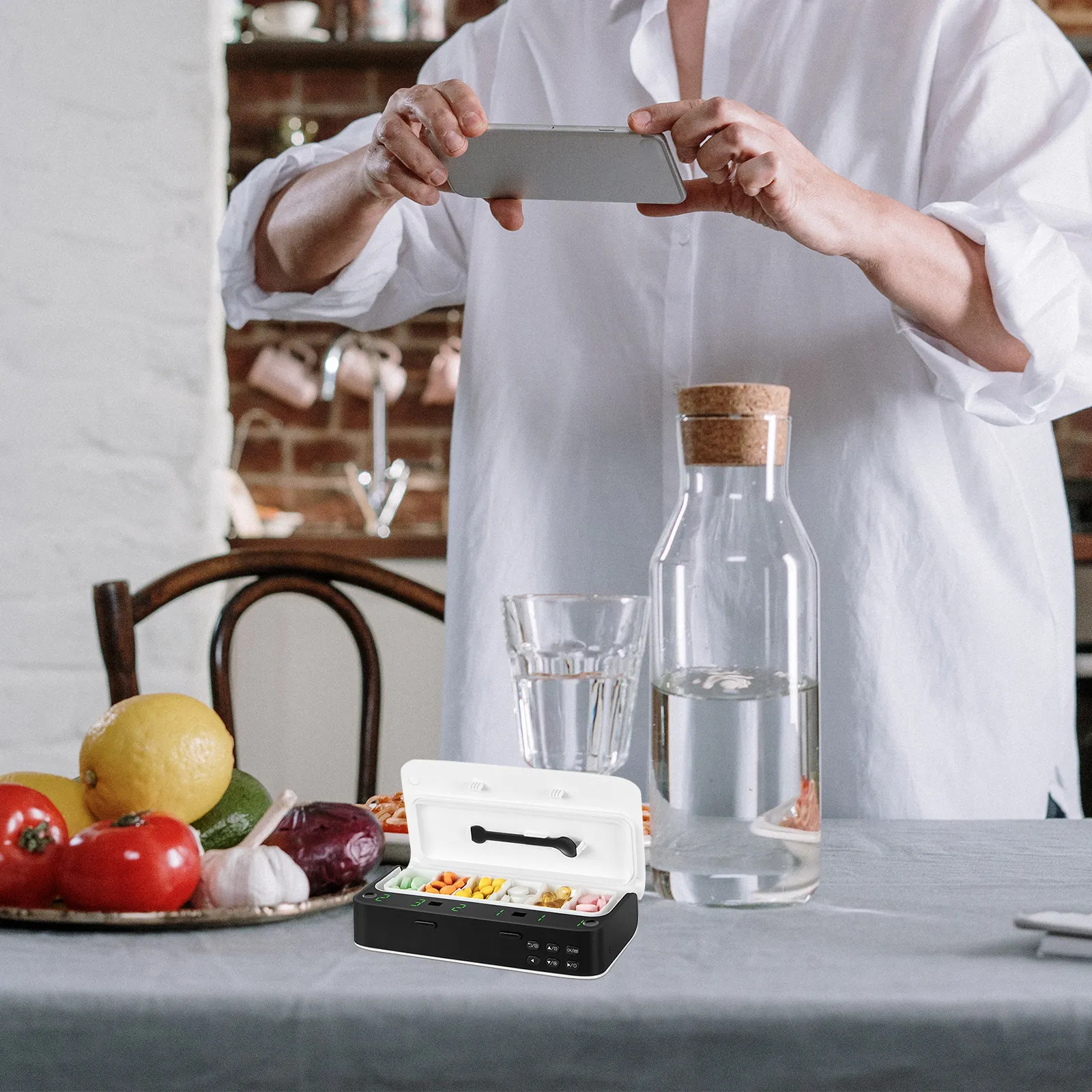 

Электронный органайзер для лекарств (1 шт.), умный дозатор таблеток, портативный будильник-напоминание для пожилых людей, для путешествий и хранения