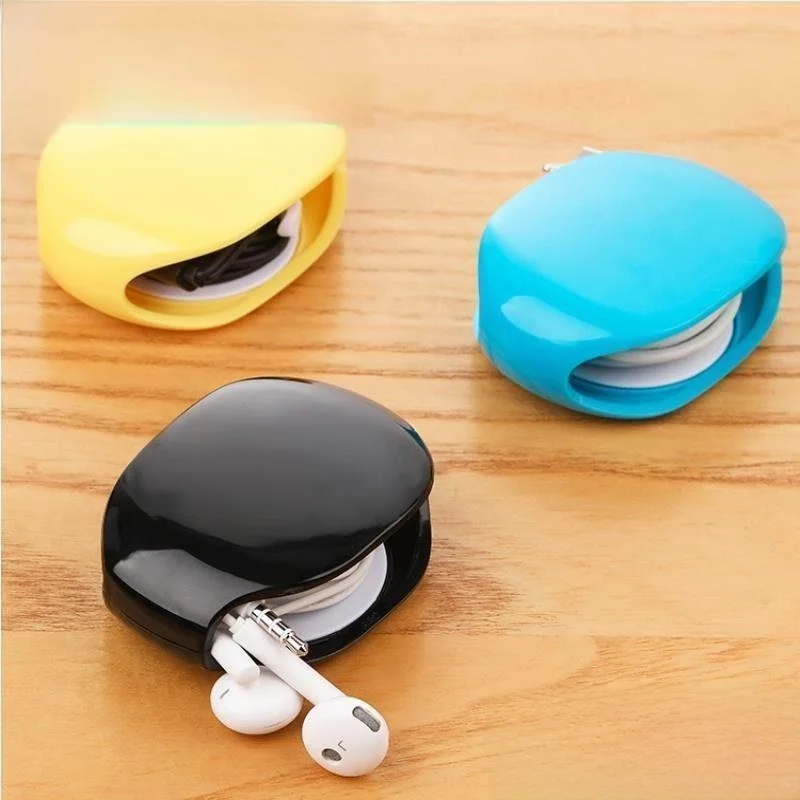 organizador-automatico-de-cabos-solucao-retratil-para-fixacao-e-armazenamento-de-fones-de-ouvido-e-cabos-de-dados-–-ideal-pa