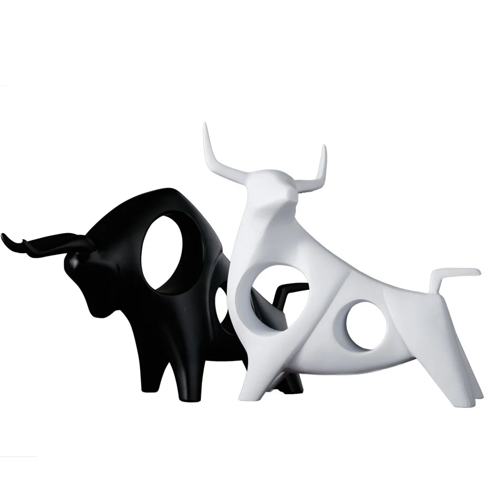 

Cow Statue Home Decor Living Room Bull Sculpture Wine TV Cabinet Ornament Crafts Abstract Animal Figurine Office Desk Decoration