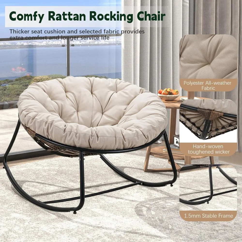 Sedia a dondolo Papasan imbottita beige oversize con struttura nera e sedia a uovo in vimini per lounge