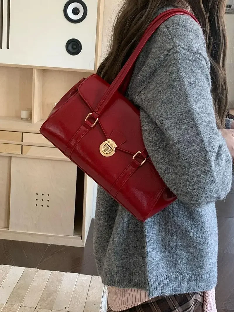 Casual Women\'s Underarm Bags Vintage Luxury Ladies Shoulder Bag PU Leather Fashion Female Tote Purse Handbags Retro Armpit Bag