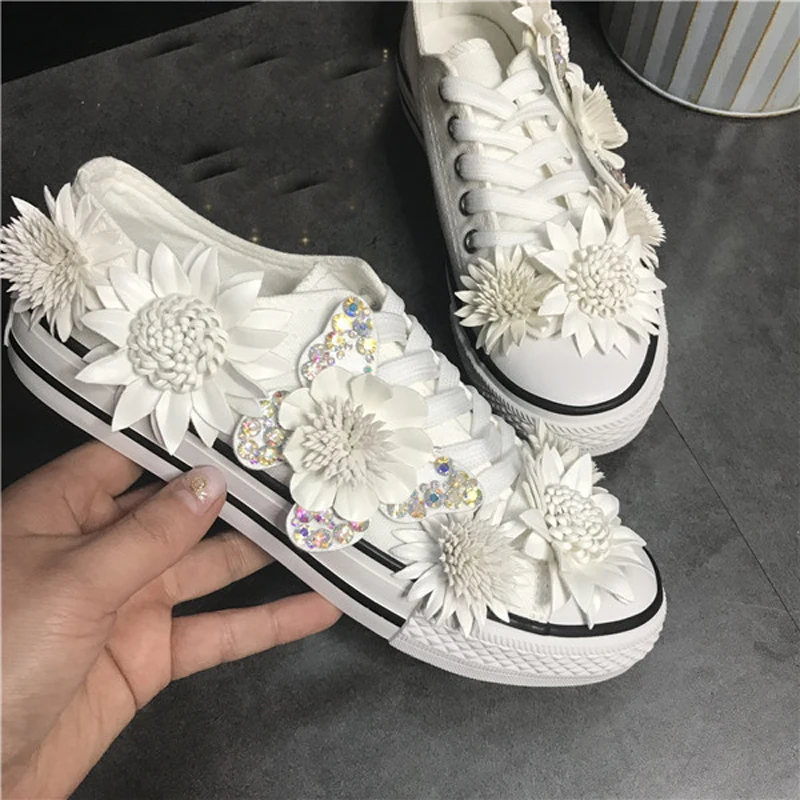 Handmade New White Flower Canvas Shoes for Women Rhinestones Students Lady Casual Shoes White Flat Sneakers Size 35-44