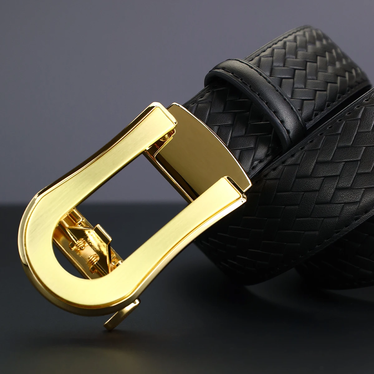 

Мужской гладкий ремень с автоматической пряжкой — натуральный искусственный текстурированный квадратный узор, черный, простой и стильный дизайн для повседневной одежды