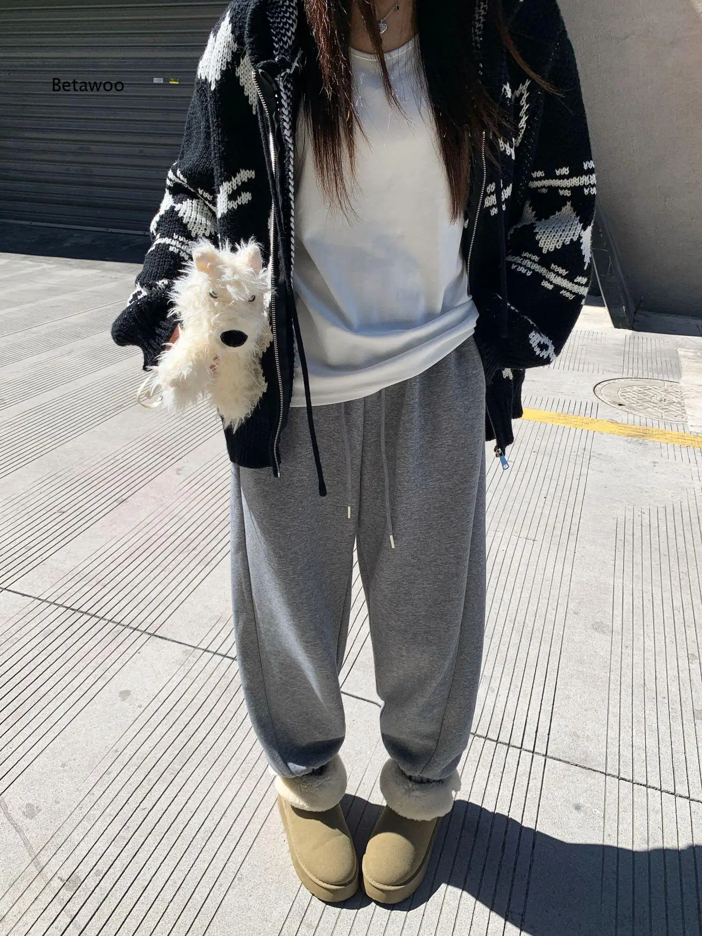 Loose Fit Solid Casual Jogger Trousers For Women Drawstring Waist Cuffed Bottom Pants For Daily Travel And Outdoor Scenes