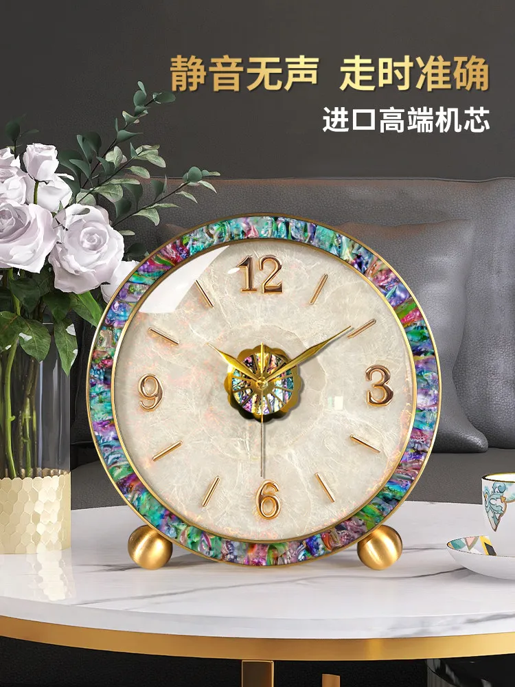 New desktop clock clock European ornament seated creative pendulum clock living room tabletop placement home use