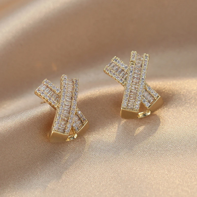 Korean Fashion Simple and Luxury High Quality Cross Zircon Earrings for Women\'s Gift Banquet Jewelry Earrings 2025