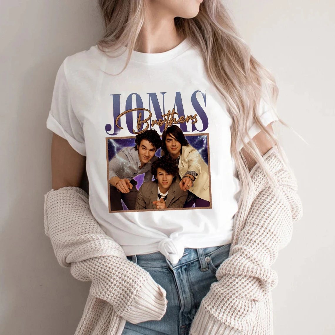 ريترو جوناس براذرز الشارع الشهير تي شيرت Harajuku الملابس موضة الفتيات تي شيرت قصير الأكمام الصيف المحملة عادية أنثى بلوزة مستديرة العنق