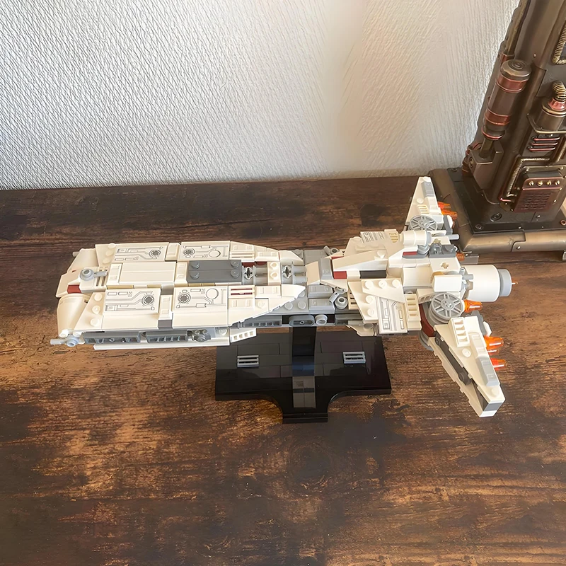 MOC المركبة الفضائية المتمردين Pelta-Class القتالية الفرقاطة وزارة الدفاع Tantive IV اللبنات الطوب لتقوم بها بنفسك تجميع اللعب الهدايا