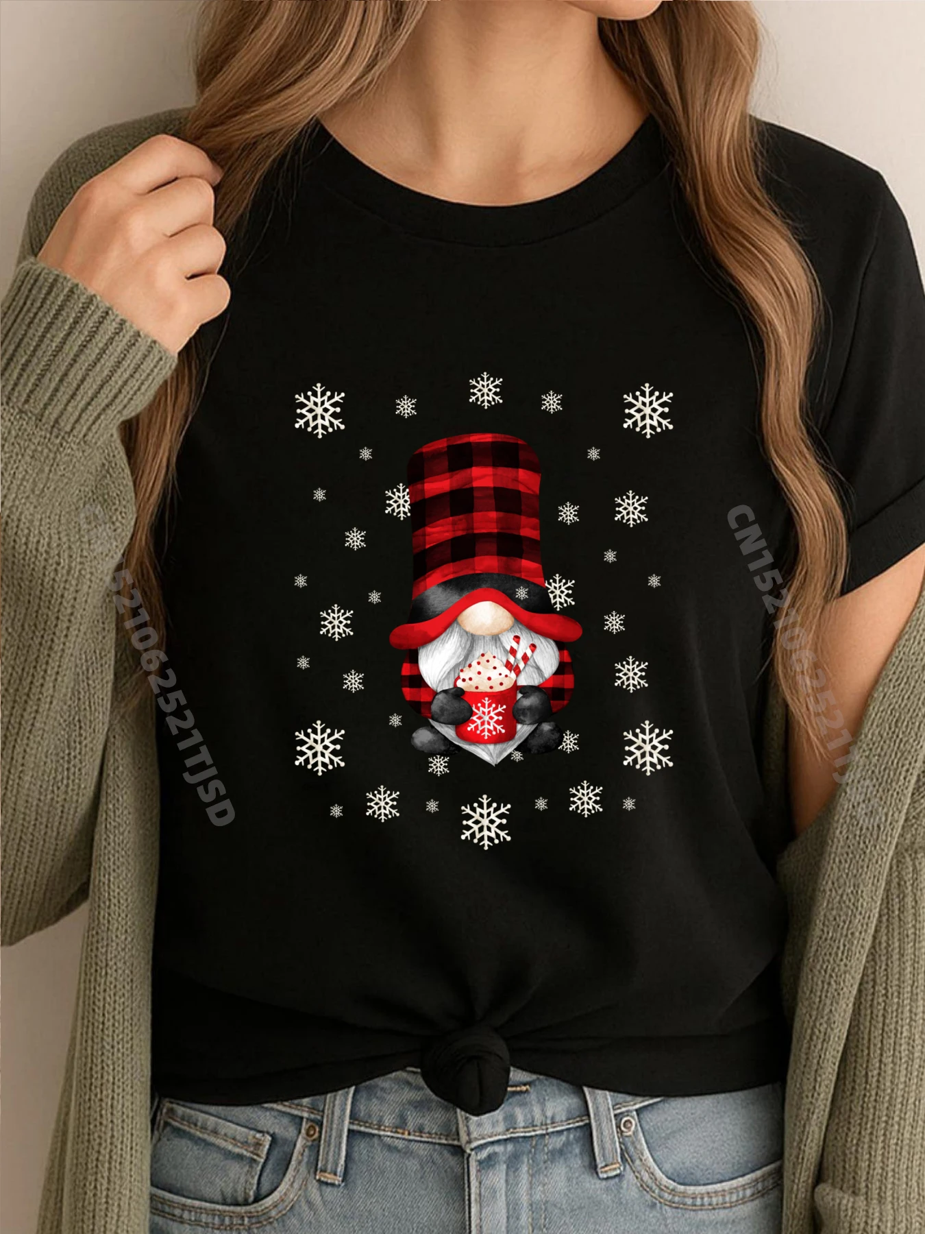 

Buffalo Plaid Christmas Gnome For Cute Winter Pattern Luxury T Shirt Woman High Quality Luxury T-Shirt England Style