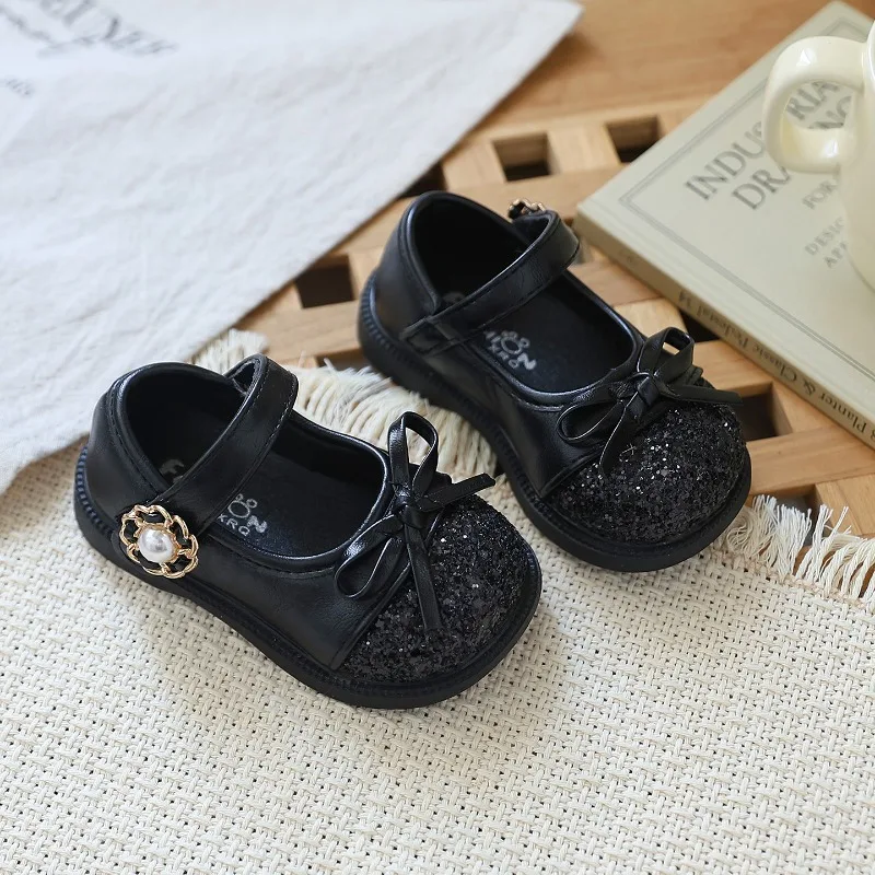Baby-Flachschuhe mit runden Zehen und süßen Schleifen, Mädchen-Lederschuhe mit weicher Sohle, 2026 brandneue Kleinkind-Laufschuhe, rutschfest – Detail 4