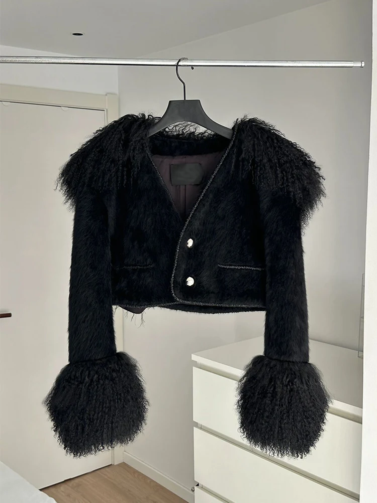 

Stylish Short Lamb Fur Coat Women's Black Leather Jacket Trendy European Fashion Collar Upgraded Streetwear Sensation