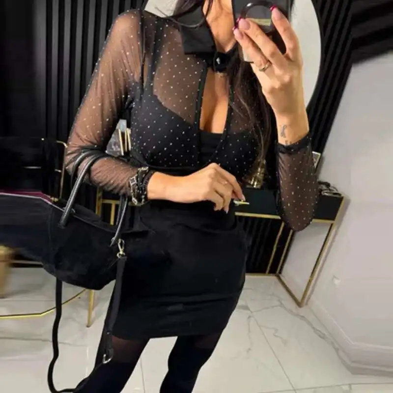 أزياء السيدات ضياء ارتفاع الخصر البسيطة السوداء Bodycon مطوي فساتين قصيرة مثير منظور شبكة فستان النادي بأكمام طويلة