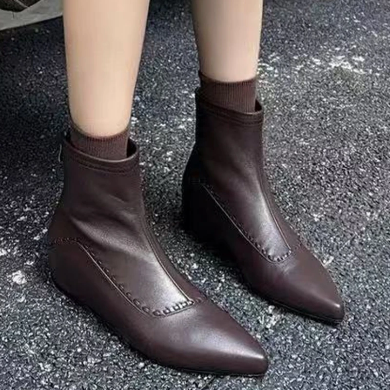 

Ankle Boots for Women's Flats Pointed Toe Fashion Shoes Winter 2025 Leather Chelsea Short Boots New Goth Walking Ladies Boots
