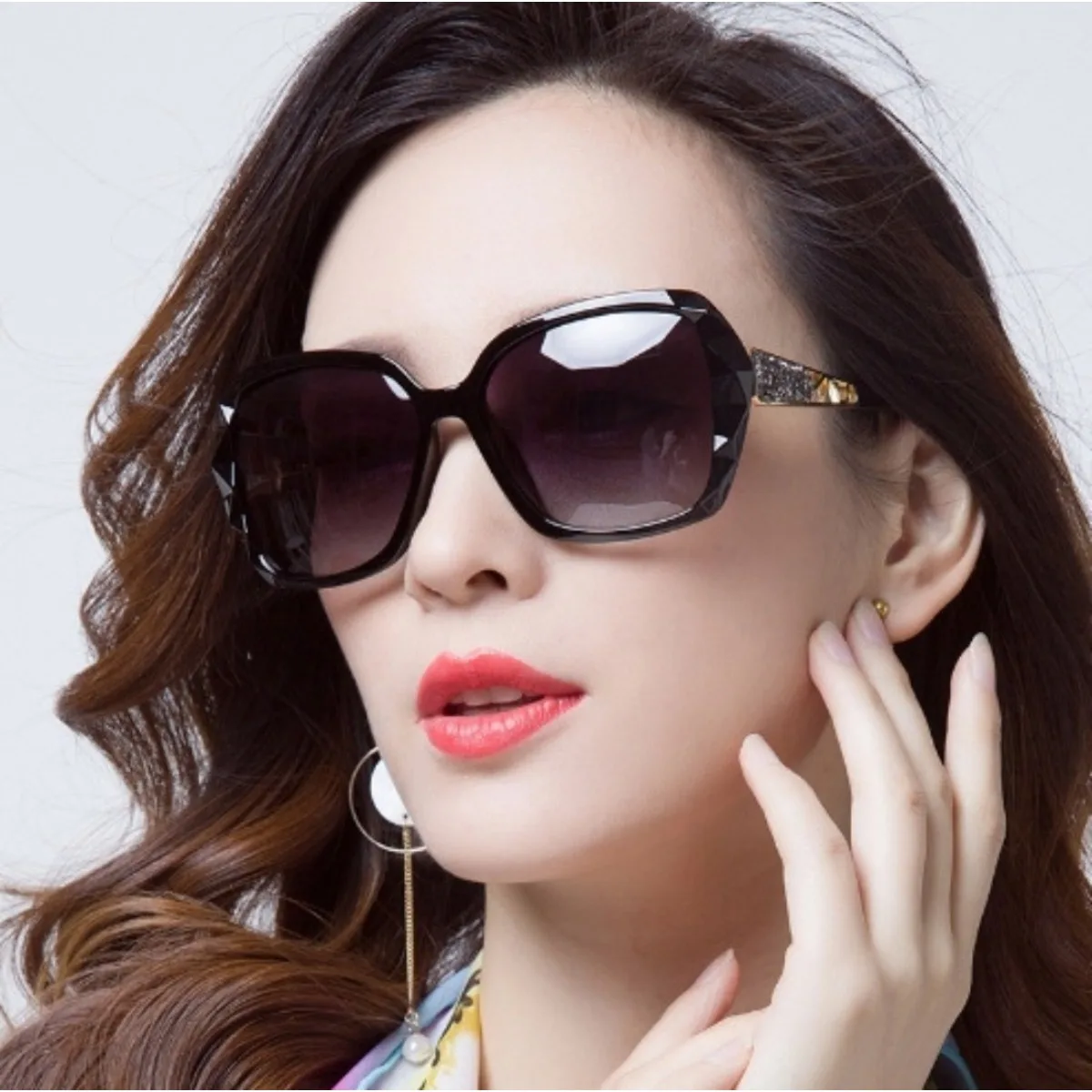 Oversized Geometric Sunglasses UV Protection Fashion Trendy Shades for Women