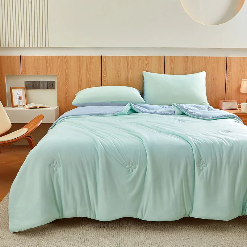 Super Soft Cooling Summer Quilt Lightweight Air Condition Comforter Solid Ice Silk Cool Blanket Skin Friendly Thin Quilt for Bed