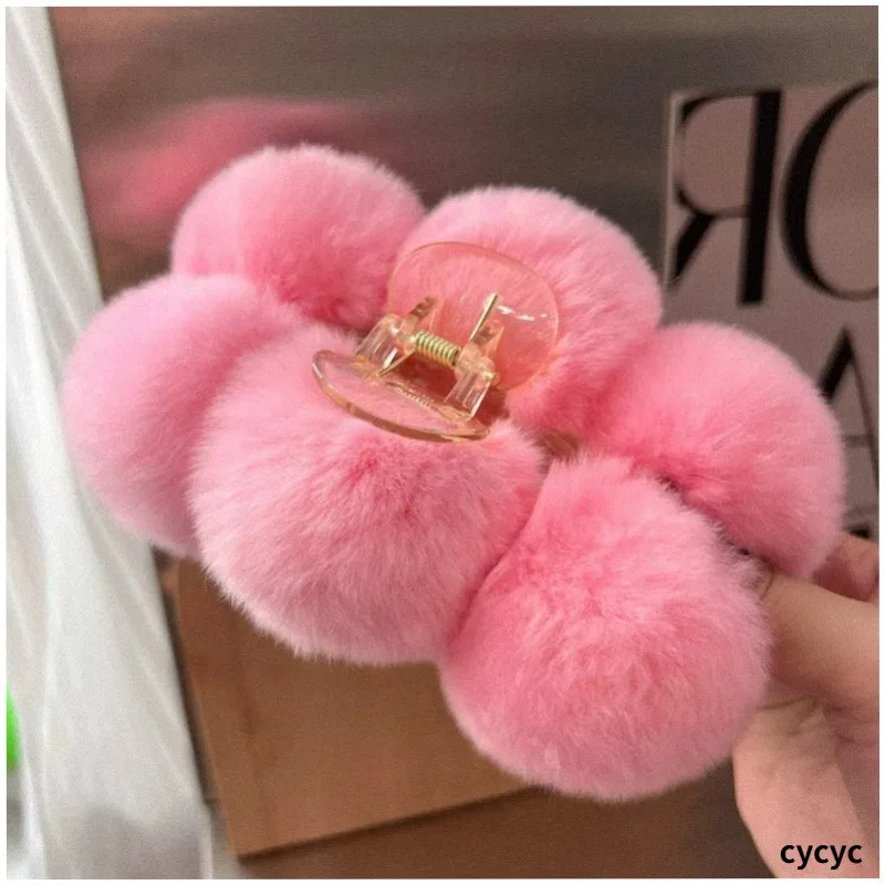 2025  Autumn and Winter Temperament Plush Clip Shark Clip Hair Clip Headwear on the Back Large Genuine Rex Rabbit Fur Ball Clip