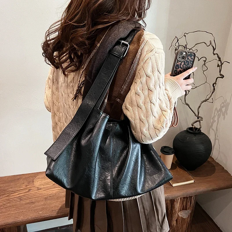 LEFTSIDE 2 Pcs/set Large PU Leather Hobo Bags For Women 2024 Winter Y2K New Female Fashion Shoulder Bag Handbags With Purses