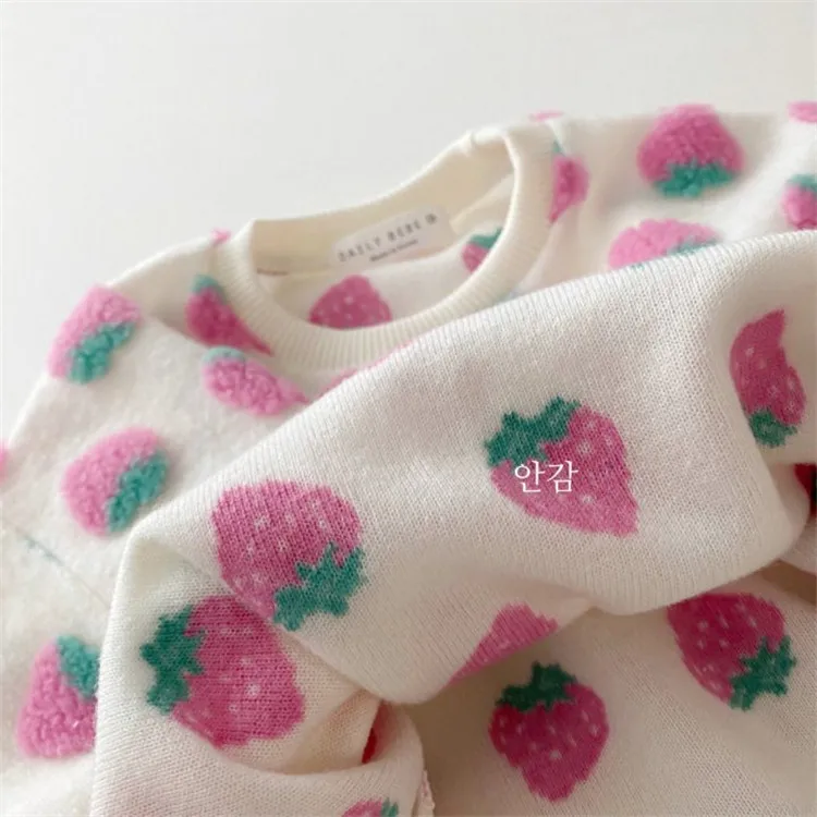 Girl Sweet Lambswool Thick Sweatshirt Fashion Strawberries Cute Baby Pullover Tops Girls Versatile New Cotton Loose Sweatshirts