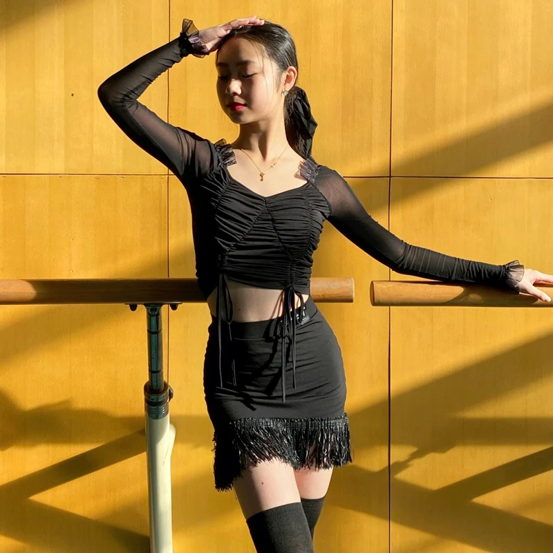 สตรีเต้นรําละตินการแข่งขันเครื่องแต่งกายเซ็กซี่ตาข่ายละติน Top Fringed กระโปรงผู้ใหญ่เต้นรําละตินเสื้อผ้าการฝึกอบรมชุด SL13212