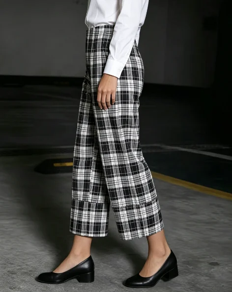 Women's Retro Plaid High Waist Capri Pants Checkered Flare Trousers Gothic Streetwear Casual Bottoms with Pockets