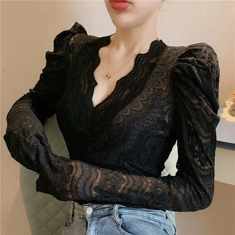 Spring Autumn New Fashion V-neck Long Sleeve T-Shirts Women\'s Clothing Lace Hollow Out Bottoming Shirt Slim All-match Young Tops