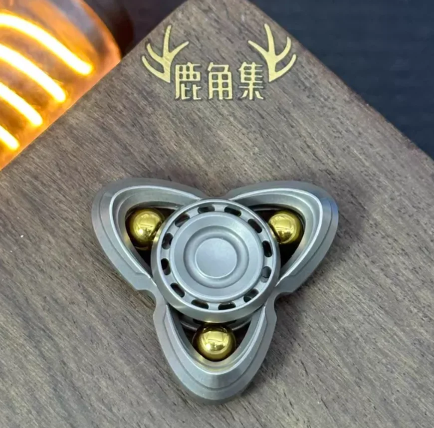 

Used EDC JZ Cat Eye Stone Mini+Steel Knife Pattern fidget slider decompression toy