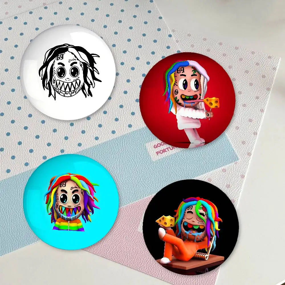 6ix9ine T-Tekashi69 Premium Tinplate Round Lapel Pins: Cute Badge Brooches For Shoulder Bag Accessories, Souvenir Gifts