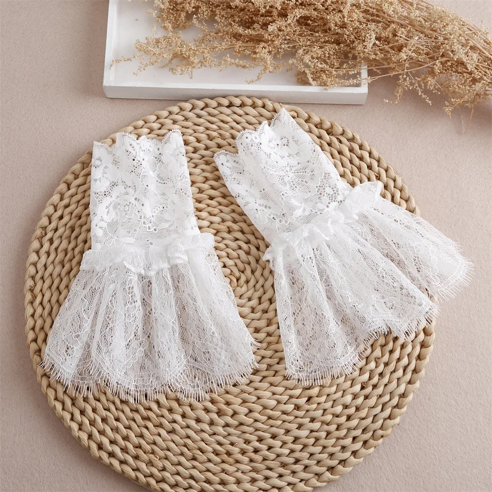 Lace Floral Detachable Cuffs for Women Fake Sleeve Cuffs Floral Pleated Flare False Cuffs Extension Wristband Accessory