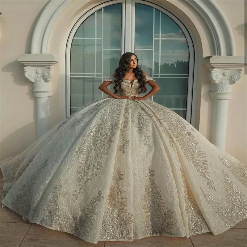 Glamorous Ball Gown Wedding Dress Off Shoulder Vneck High Waist Shining Applicant Backless Court Gown Custom Made Robe De Mariée