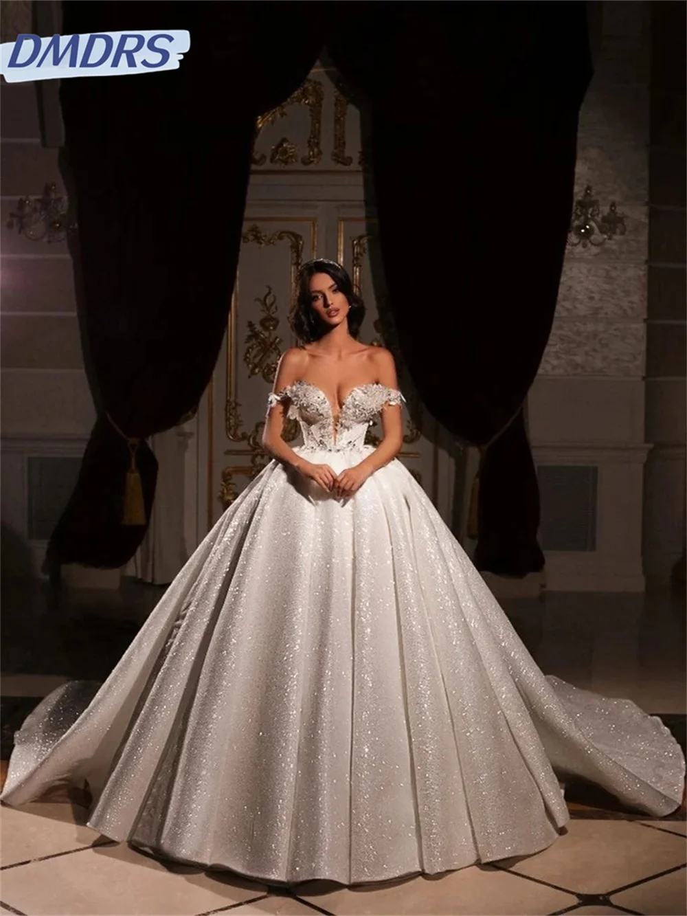 Affascinanti abiti da sposa senza maniche 2024 abito da sposa classico con spalle scoperte elegante senza spalline fino al pavimento abiti da festa De