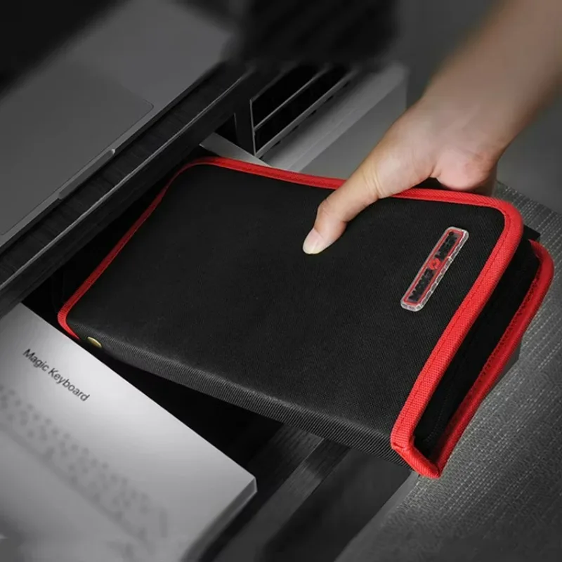 Set di utensili manuali da 9 pezzi Set di cacciaviti e pinze per manutenzione domestica con custodia facile da trasportare