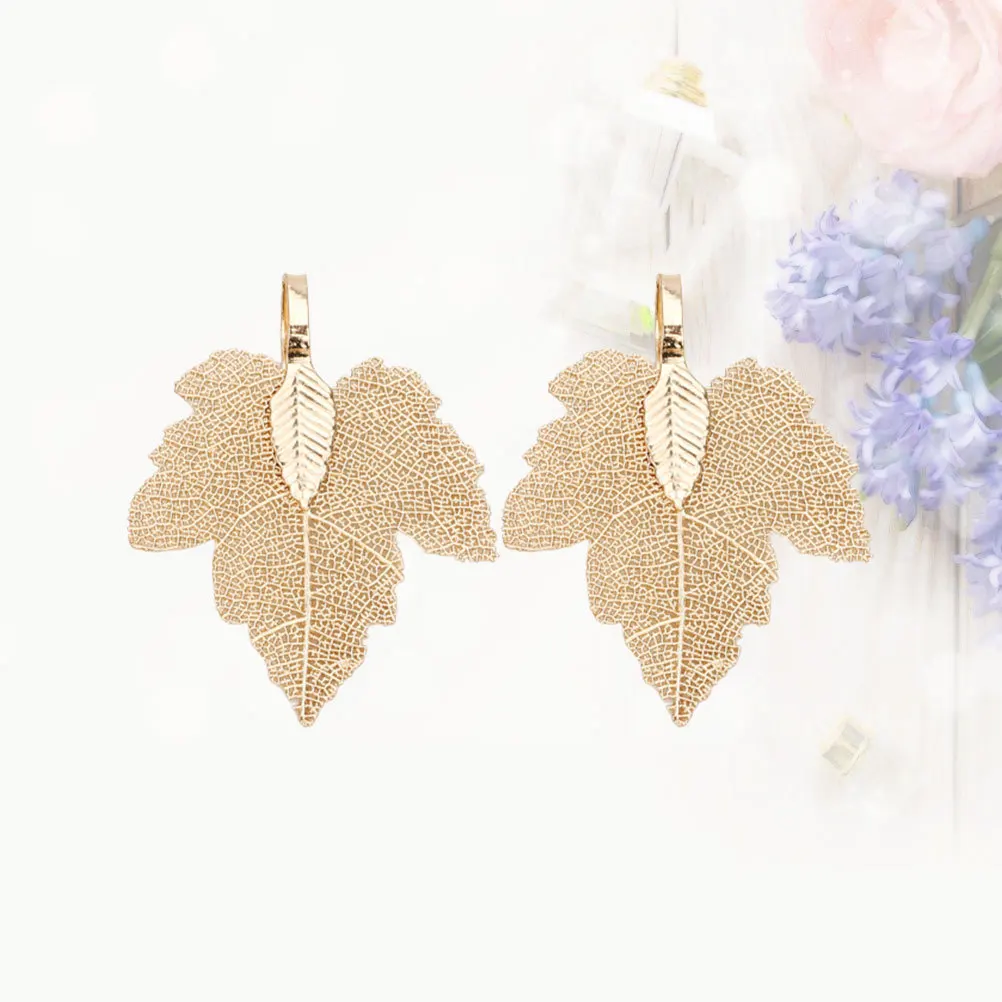 

2Pcs Plating Copper Maple Leaf Grain Hanging Pendants Alloy Pendant Charm DIY Necklace Bracelet Earring Accessories