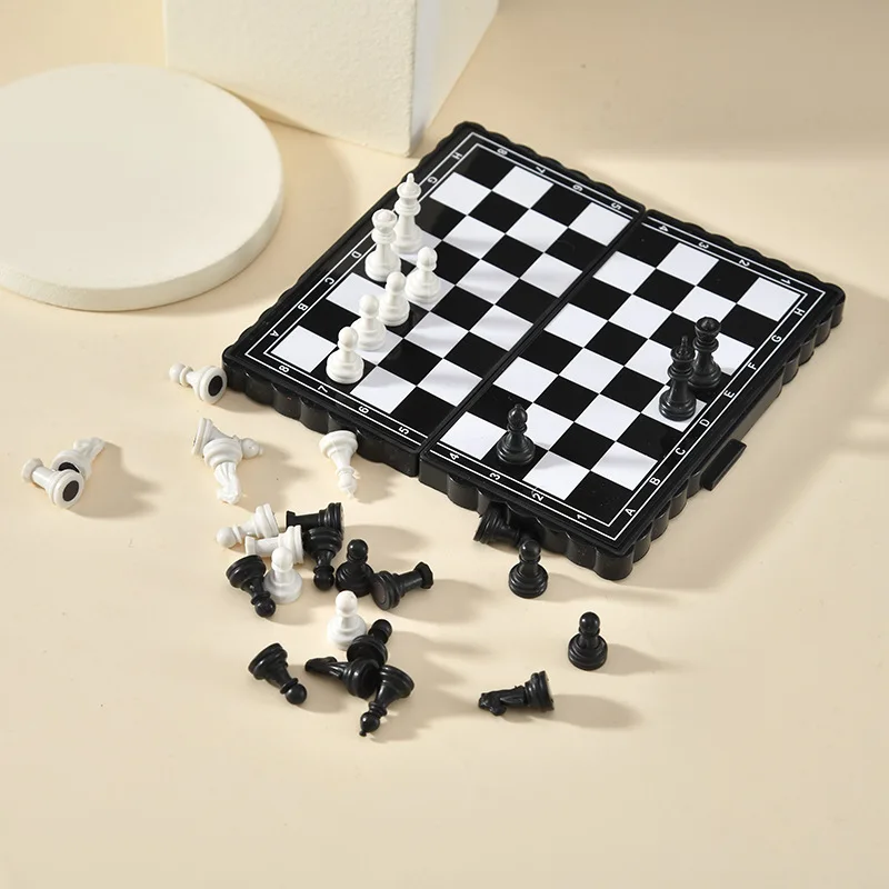 Mini Portable Magnetic Chess Set Folding Chessboard Plastic Board Game Kid Toy Outdoor QLYX03