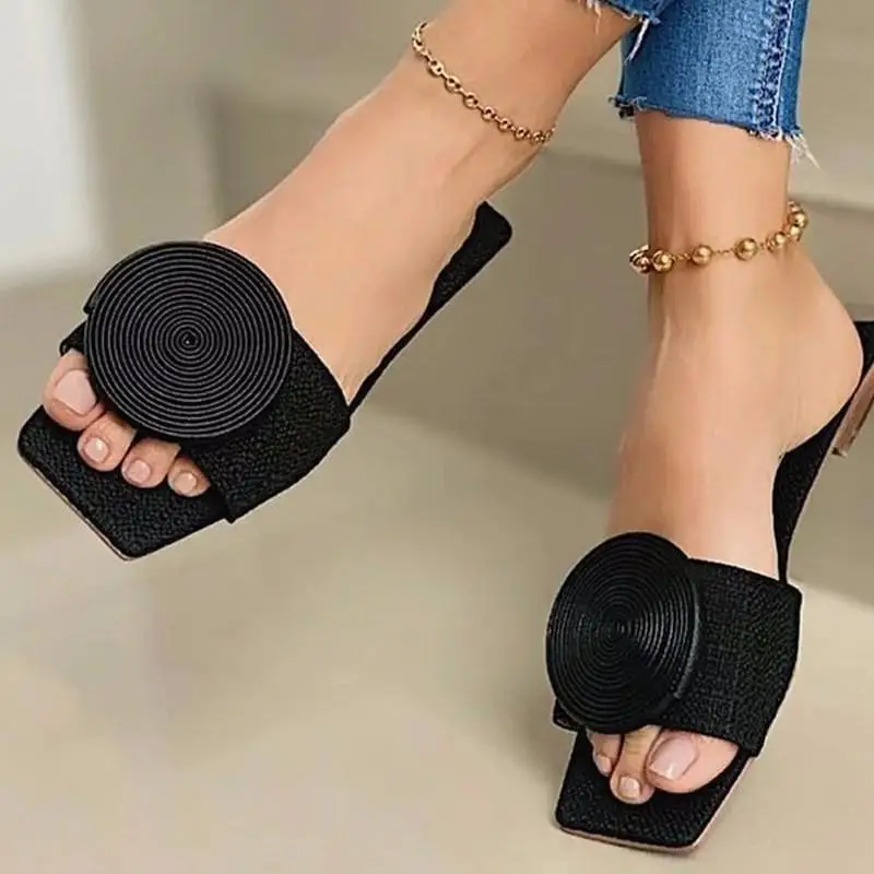 

2025 european and american style,fashion plus size flat casual beach sandals,women's slippers shoes