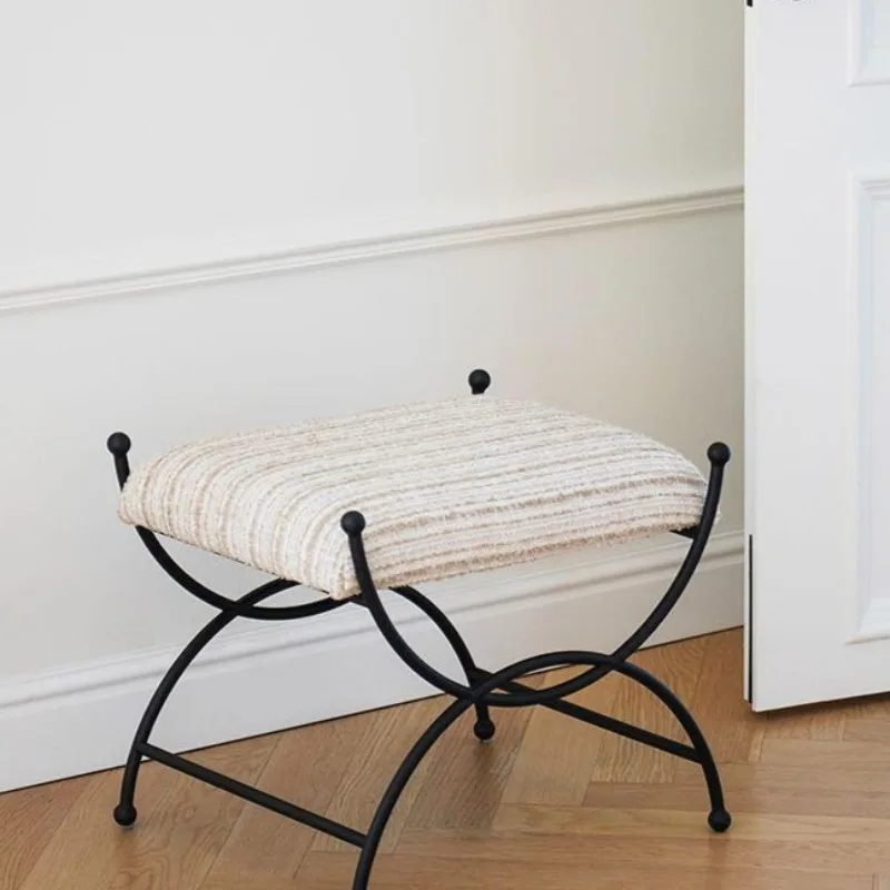 Vintage French Style Retro Entryway Shoe Changing Stool Metal Upholstered Footstool Small Sofa