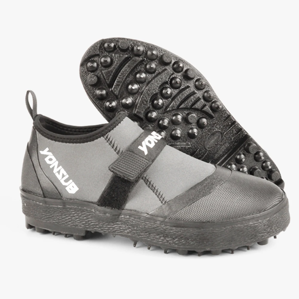 

Fly Fishing Shoes 2025 New Upstream Boots Rubber Sole With Nails Professional Fishing Waders Climbing Hiking Skid-proof Shoes