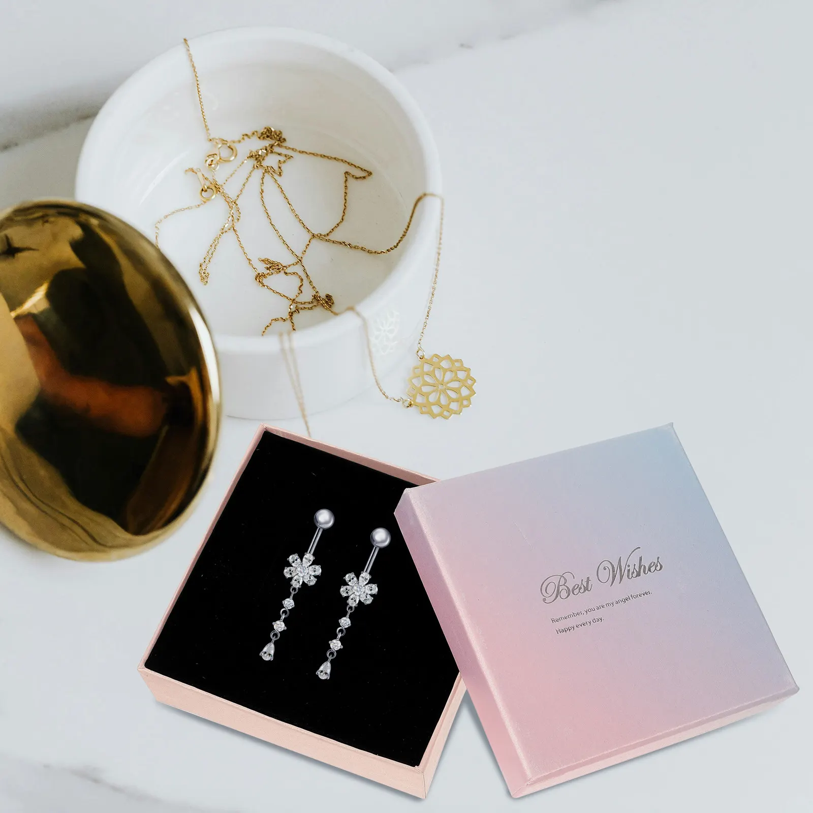 Stylish Paper Jewelry Gift Box for Rings Earrings Necklaces Bracelets Smooth Elegant Appearance Secure Lid Compact Size Wedding