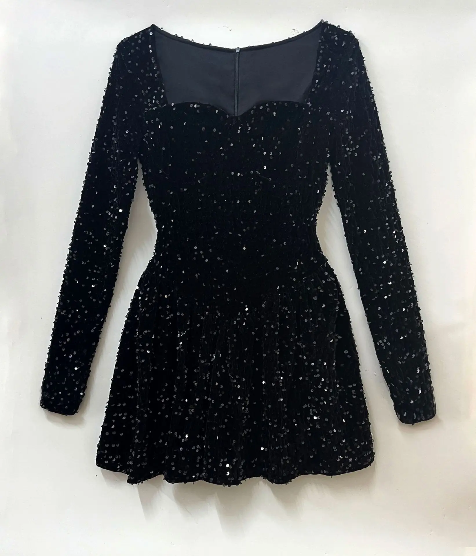 Christmas Shiny Sequins Mini Dress For Women New Elegant Sparkling Long Sleeve Dress Female Chic Holiday Evening Party Dresses