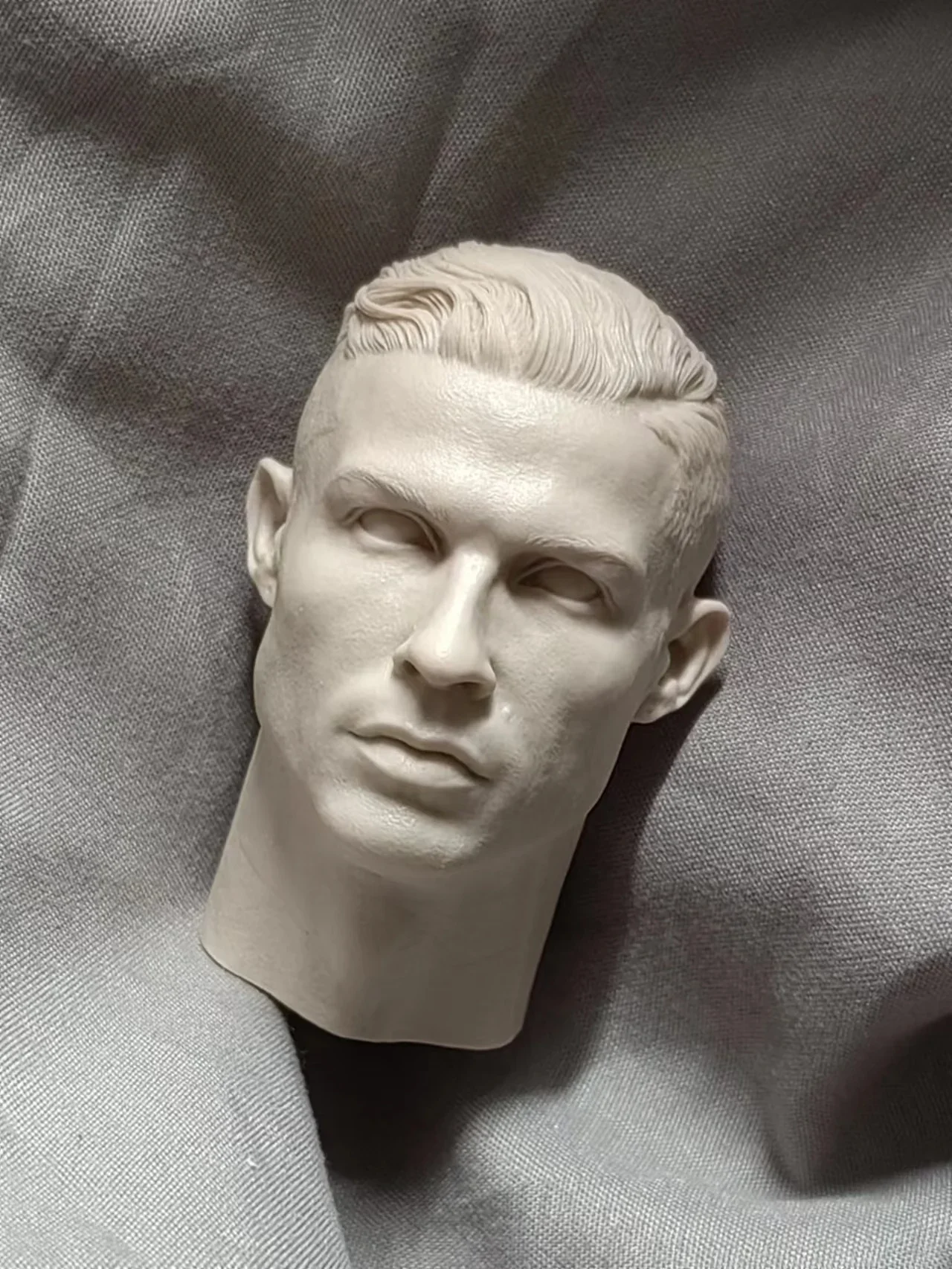 1/6 Die-cast Resin Figure Statue Head Exquisitely Detailed Unpainted Free Shipping ( Ronaldo )